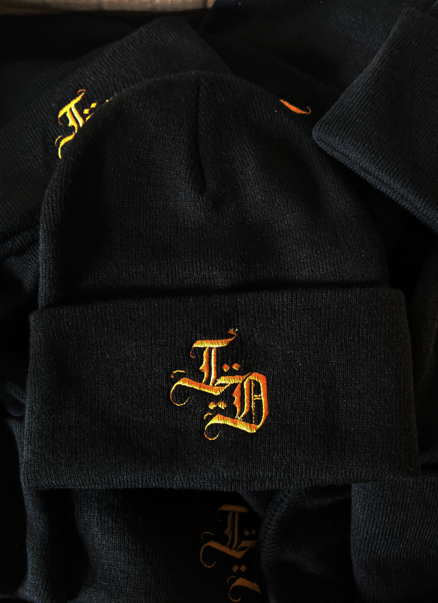 24K ID BLACK & GOLD BEANIE